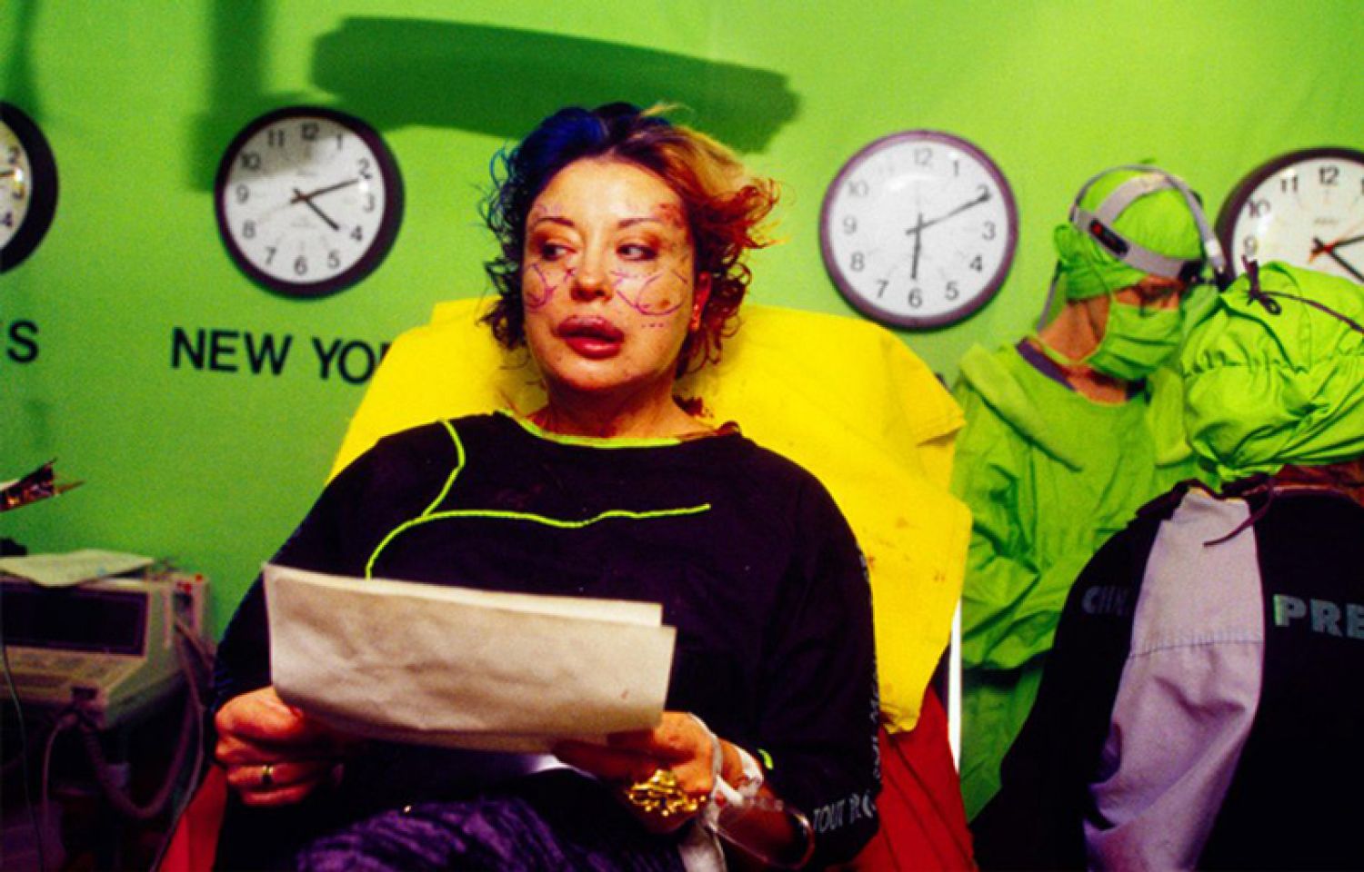 Orlan, «From Omnipresence, 7th surgery performance», 1993