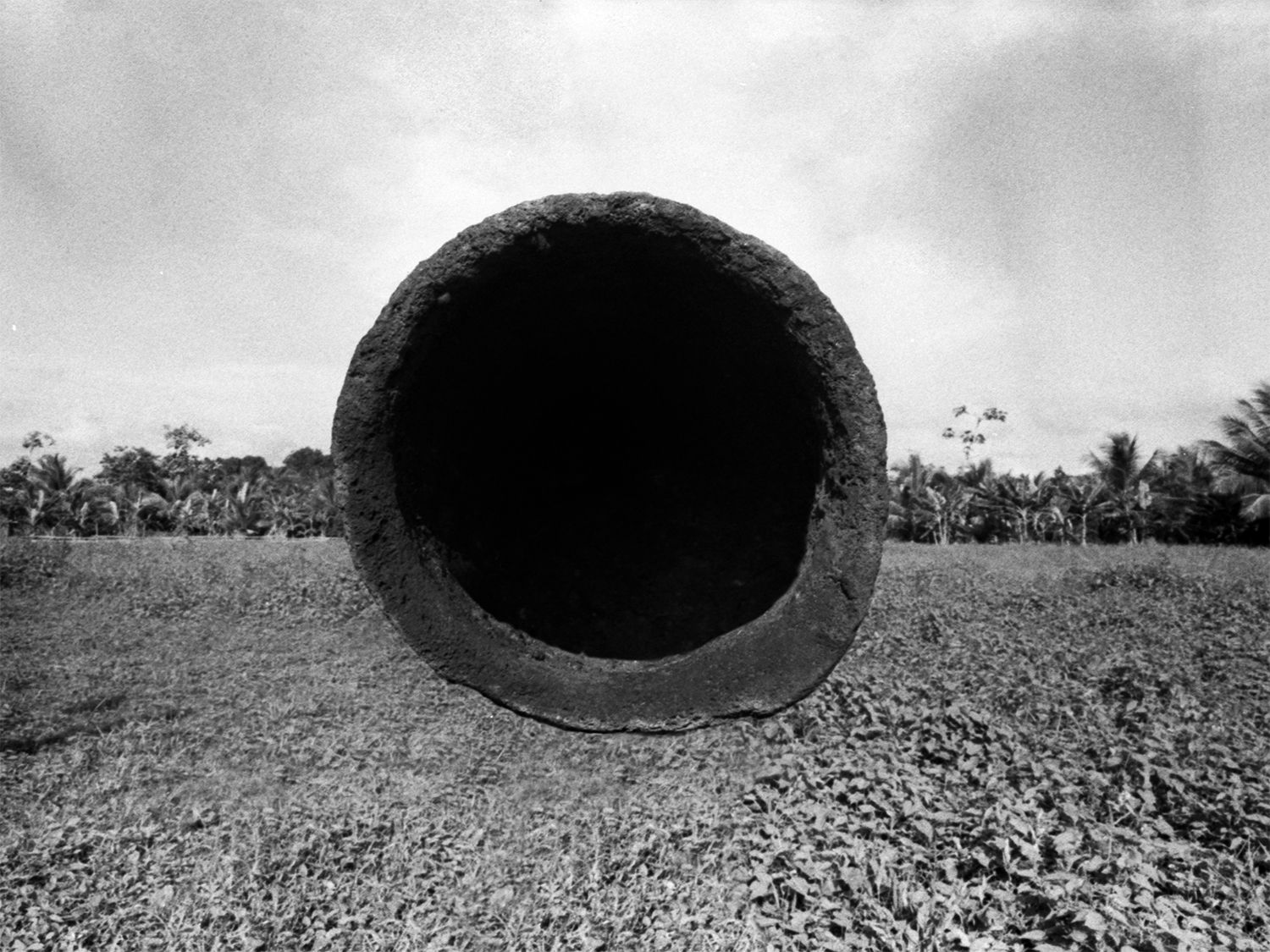 Adrián Balseca, «Horamen (Tola de la Balsa)», 2017. 35mm, fotografia a preto e branco, impressão digital em papel Ilford, 50 x 37,5 cm. Edição de 5 + 2AP