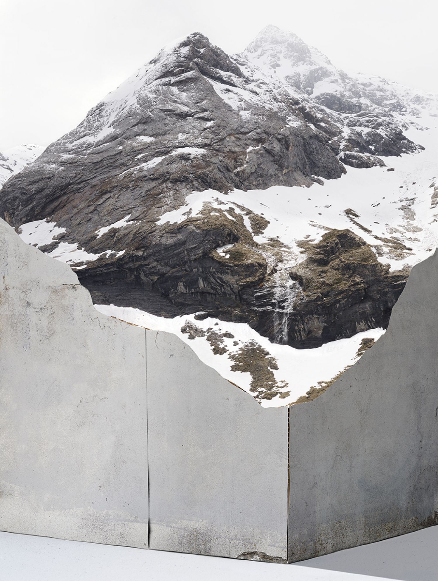 Noémie-Goudal, «Plongée-II», 2021. Inkjet print