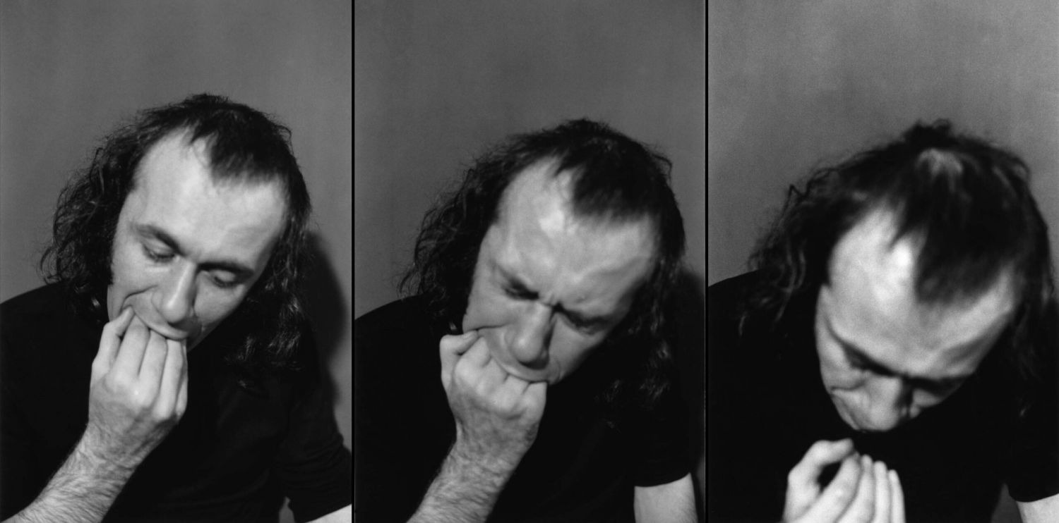 Vito Acconci, «Hand & Mouth», May 1970. Super 8 film, black and white, 3 minutes. Image courtesy of Acconci Studio