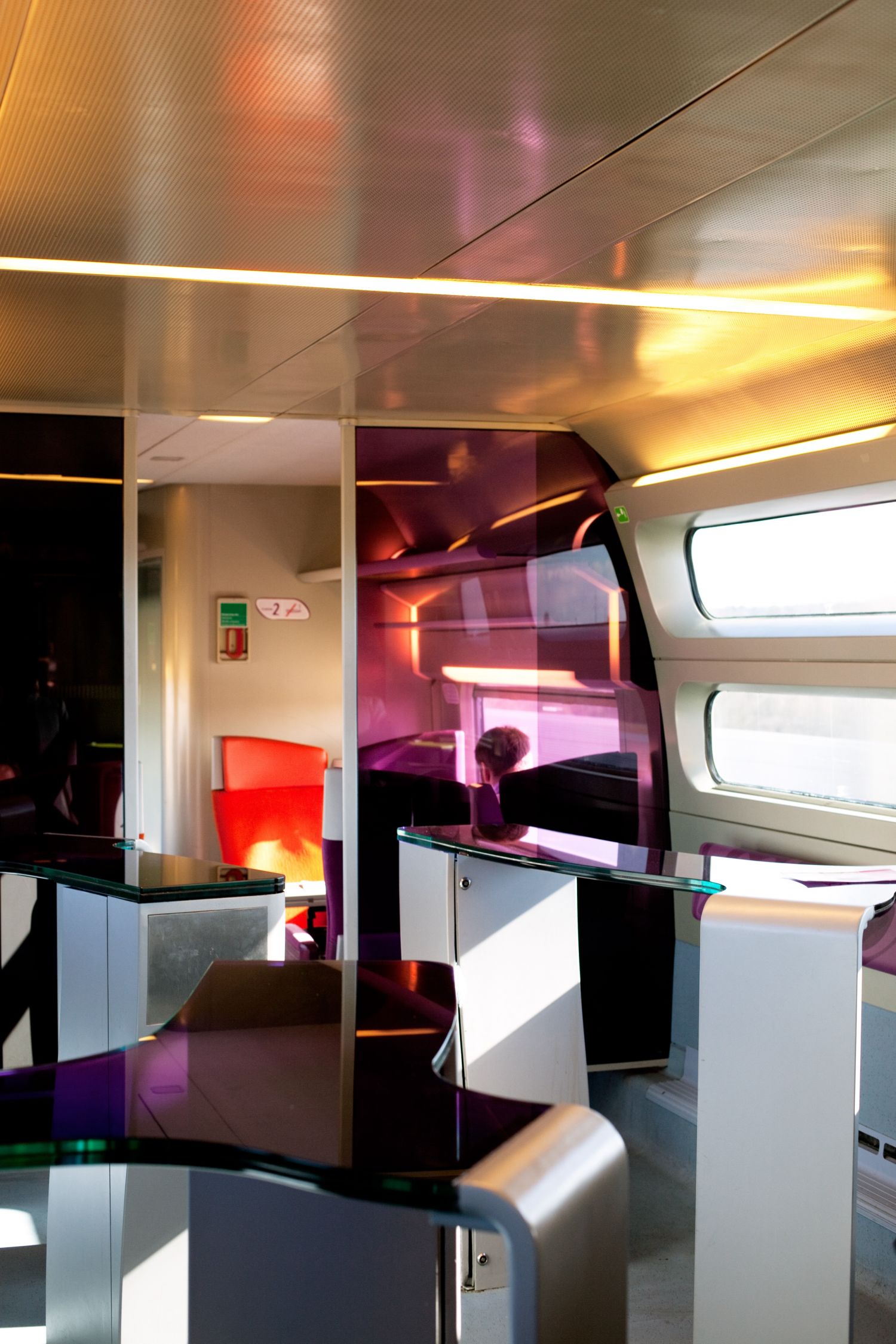 Wolfgang Tillmans, «TGV», 2010