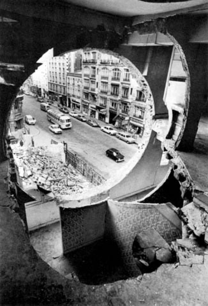 Gordon Matta-Clark, «Conical Intersect» (detalhe), 1975. 27-29, rue Beaubourg, Paris © David Zwirner, NY e the Estate of Gordon Matta-Clark